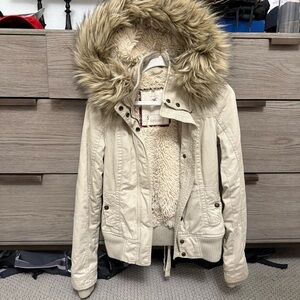 Hollister y2k vintage Cream Bomber Jacket with Faux Fur lined Hood